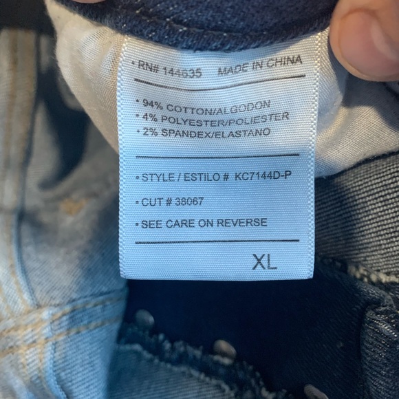 Women's KanCan Curvy Blue Jeans Size XL - Picture 6 of 6